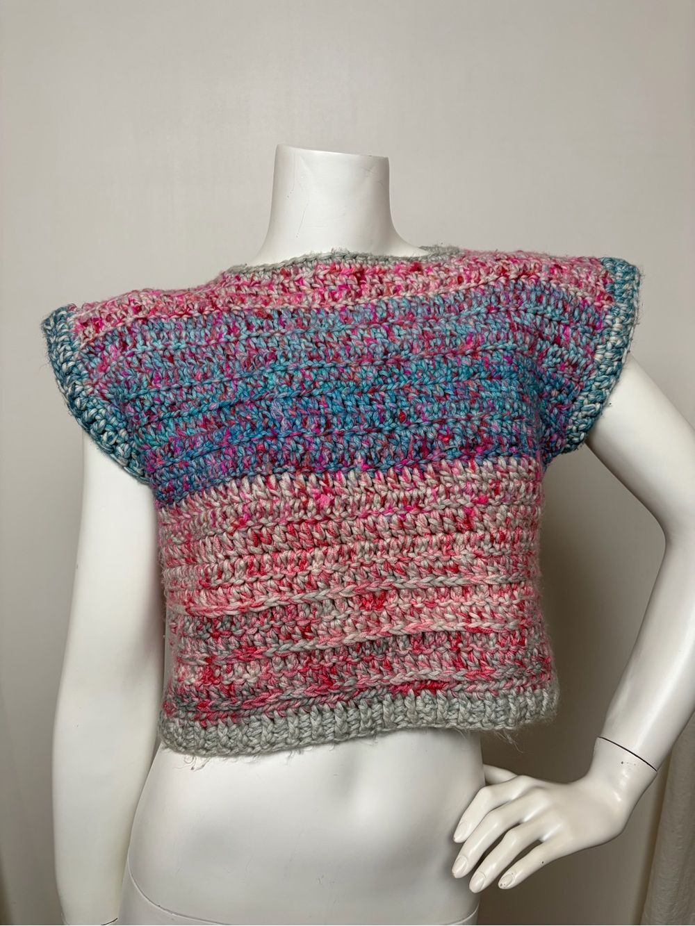 HAND CRAFTED T Shirt Crochet Sweater Multicolor Stripe Pink Size Small Crop Top